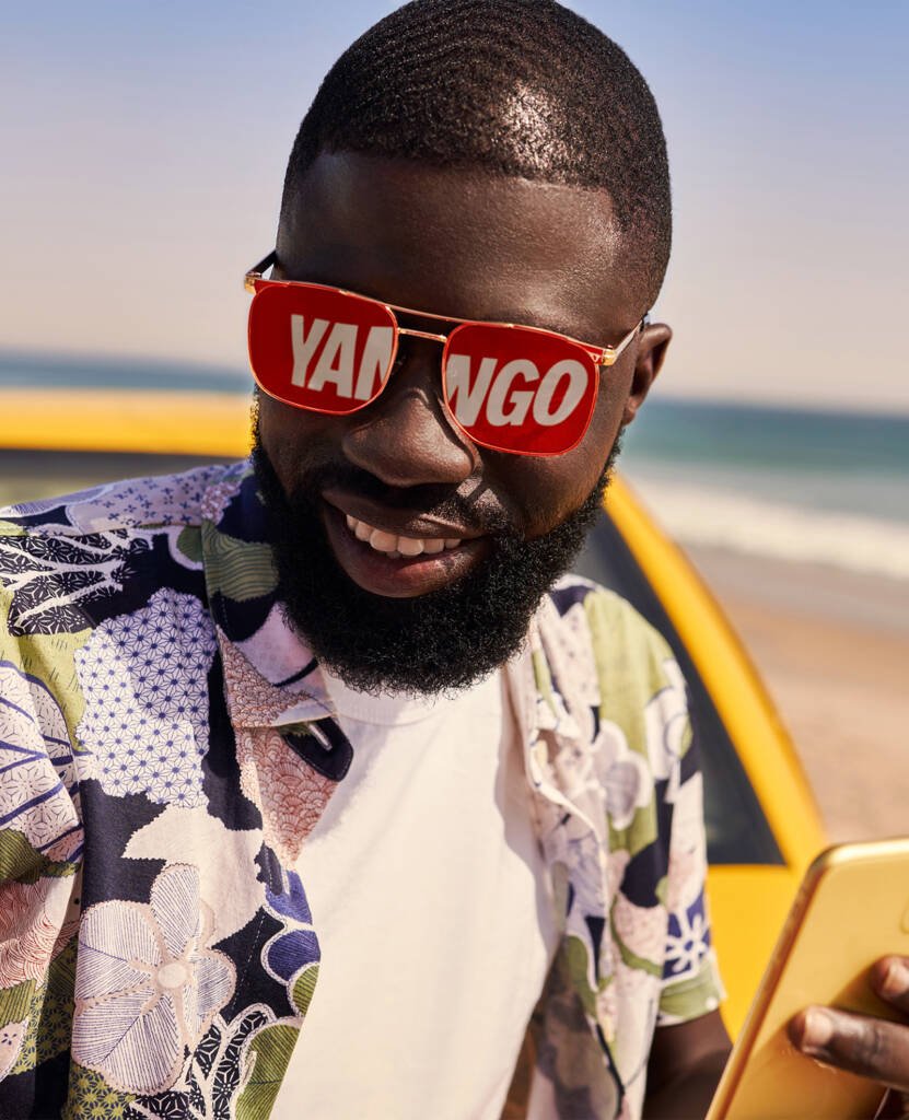 Branding Senegal 831x1024 - Concevoir une Stratégie de Communication Sur Mesure