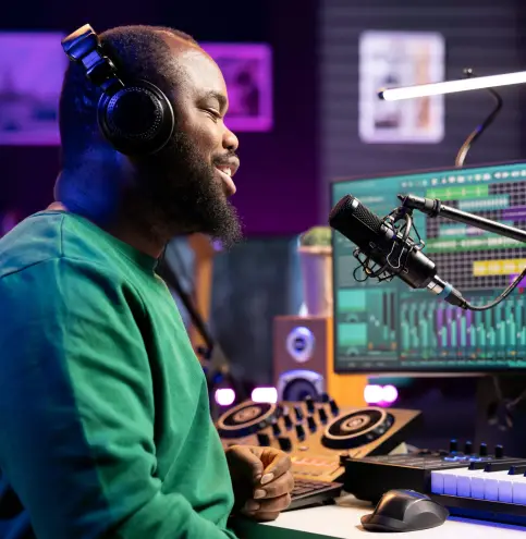 Voix-off-africaines-dialecte-scaled